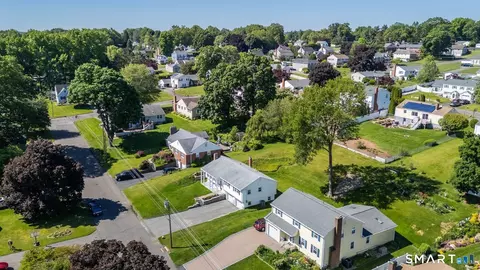 View/Area - 129 Midwell Rd, Wethersfield, CT 06109 photo 2 of 3