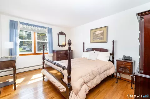 Bedroom - 632 Circular Ave, Hamden, CT 06514 photo 1 of 6
