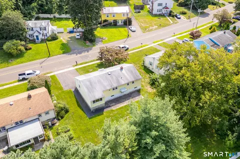 View/Area - 632 Circular Ave, Hamden, CT 06514 photo 4 of 5
