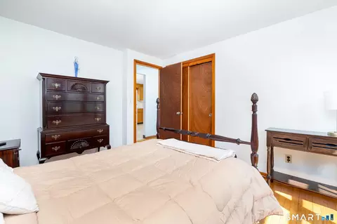 Bedroom - 632 Circular Ave, Hamden, CT 06514 photo 2 of 6