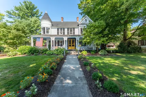 362 Thompson Rd, Thompson, CT 06277