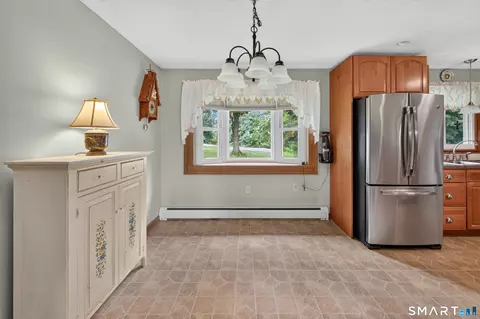 Dining - 4 Kish Pl, Wallingford, CT 06492 photo 1 of 1