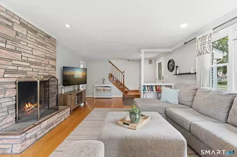 Living - 55 Eldridge St, Manchester, CT 06040 photo 1 of 5
