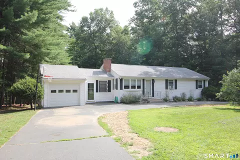 12 Oakwood Dr, Granby, CT 06035