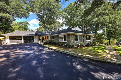50 Oak Ridge Rd, Stratford, CT 06614