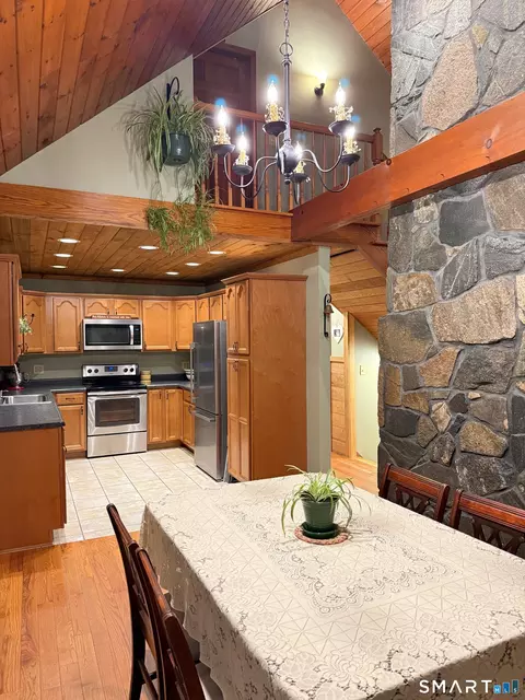 Kitchen - 419 Lathrop Rd, Plainfield, CT 06374 photo 1 of 3
