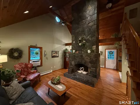 Living - 419 Lathrop Rd, Plainfield, CT 06374 photo 1 of 5