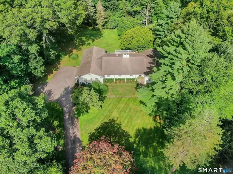Exterior - 9 Old Forge Rd, Greenwich, CT 06830 photo 7 of 7