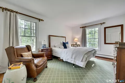 Bedroom - 9 Old Forge Rd, Greenwich, CT 06830 photo 3 of 4