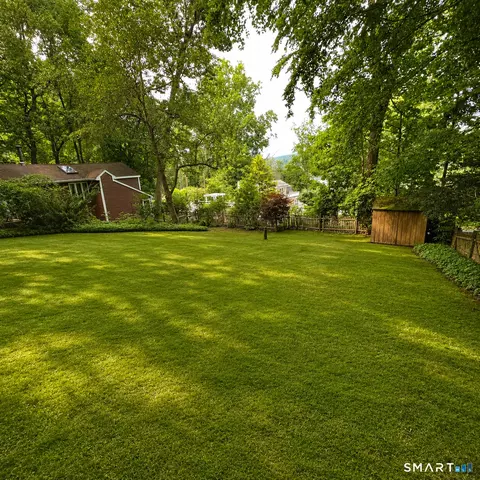 Exterior - 64 Forest Dr, Sandy Hook, CT 06482 photo 2 of 4