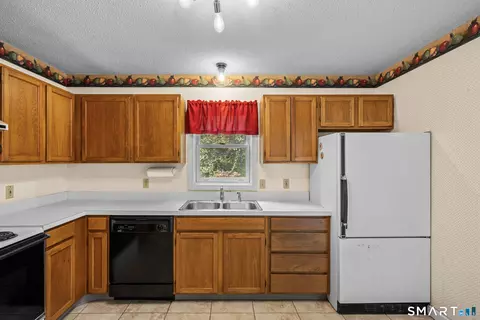 Kitchen - 45 Beechwood Ter, Griswold, CT 06351 photo 3 of 3