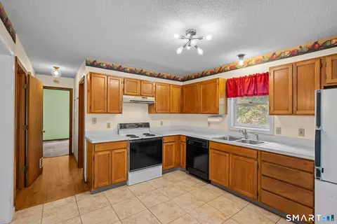 Kitchen - 45 Beechwood Ter, Griswold, CT 06351 photo 2 of 3