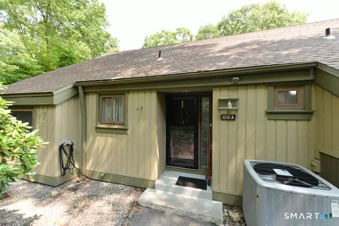 1016 Heritage Vlg #A, Southbury, CT 06488