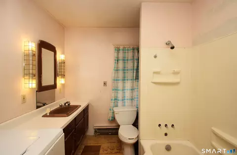 Bath - 36-38 Wilson Ave, Windsor, CT 06095 photo 3 of 3