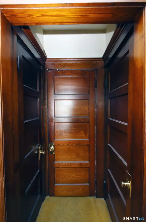 Entry Way - 36-38 Wilson Ave, Windsor, CT 06095 photo 3 of 4