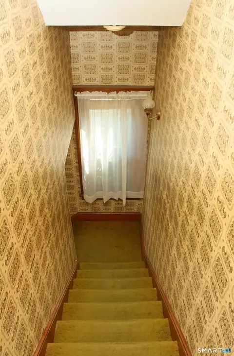Entry Way - 36-38 Wilson Ave, Windsor, CT 06095 photo 4 of 4