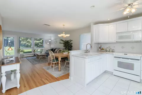 Kitchen - 113 Centerbrook Rd, Hamden, CT 06518 photo 1 of 5
