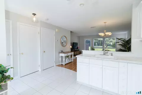 Kitchen - 113 Centerbrook Rd, Hamden, CT 06518 photo 2 of 5