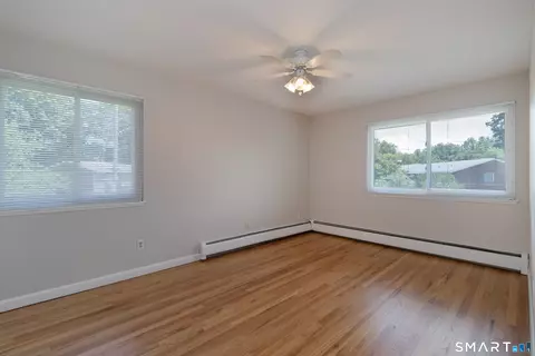 Bedroom - 113 Centerbrook Rd, Hamden, CT 06518 photo 3 of 5