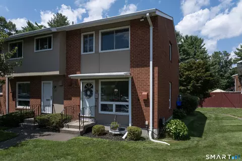 Exterior - 113 Centerbrook Rd, Hamden, CT 06518 photo 2 of 10