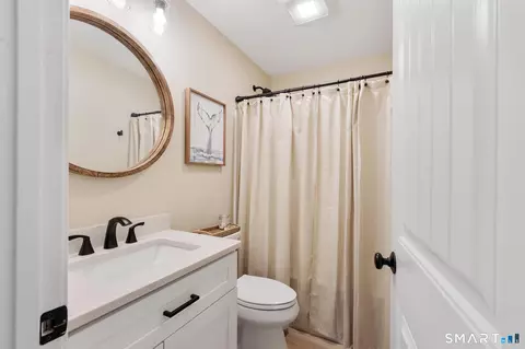 Bath - 13 Donovan Dr, Thompson, CT 06262 photo 2 of 2