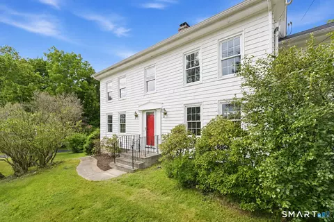 186 Damascus Rd, Branford, CT 06405