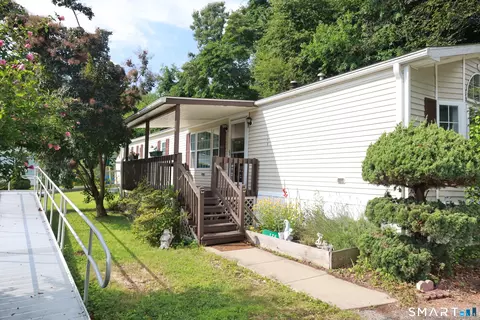 126 Williams Rd, Oakdale, CT 06370