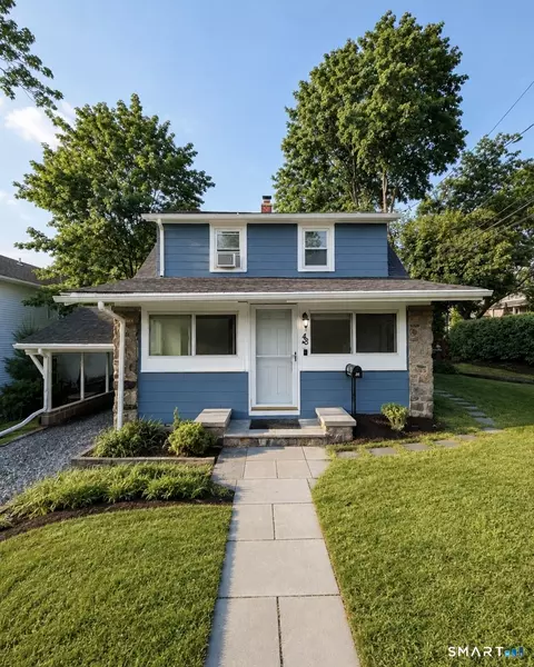 48 Bouton St E, Stamford, CT 06907