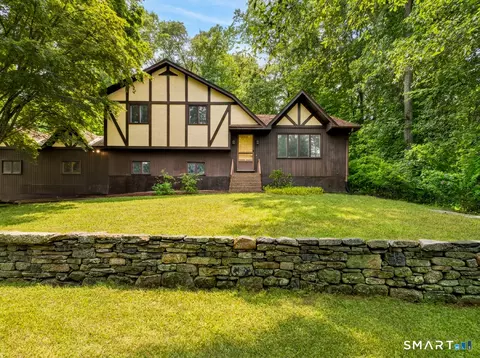 Exterior - 861 Shewville Rd, Ledyard, CT 06339 photo 5 of 10