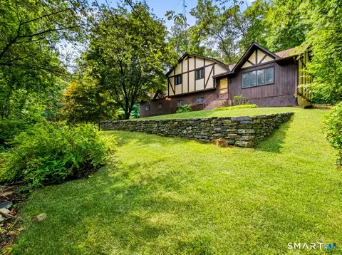 Exterior - 861 Shewville Rd, Ledyard, CT 06339 photo 2 of 10