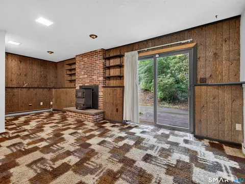 Living - 861 Shewville Rd, Ledyard, CT 06339 photo 5 of 6