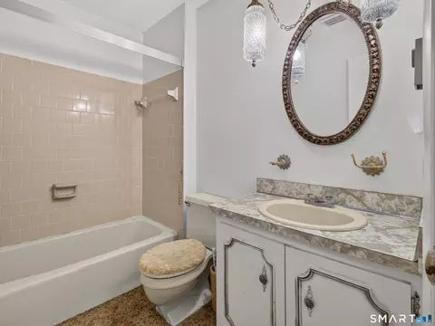 Bath - 861 Shewville Rd, Ledyard, CT 06339 photo 3 of 3