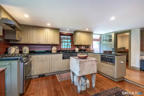 Kitchen - 38 Old Turnpike Rd, Bantam, CT 06750 photo 1 of 4