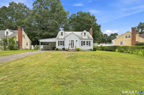 103 Bolton St, Manchester, CT 06042