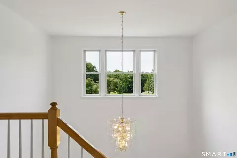 Entry Way - 64 Georges Ln, Monroe, CT 06468 photo 2 of 3