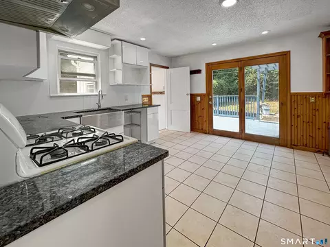 Kitchen - 11 Hunt St, Norwich, CT 06360 photo 1 of 4