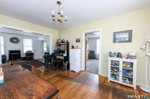 Dining - 52 Putnam Ave, Hamden, CT 06517 photo 1 of 3