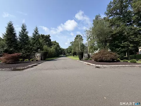 0 Michael Ln, Naugatuck, CT 06770