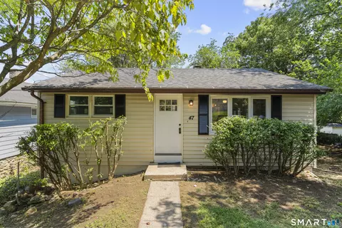 47 Hungerford Ave, Waterbury, CT 06705