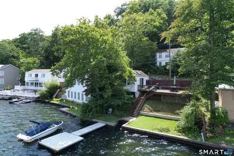 Exterior - 837 E Wakefield Blvd, Winchester, CT 06098 photo 8 of 10