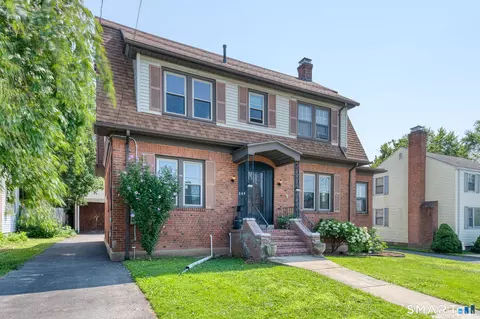 28 Price Blvd, West Hartford, CT 06119
