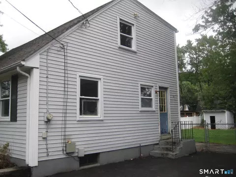 Exterior - 46 Meech Rd, Middletown, CT 06457 photo 3 of 4