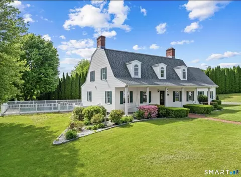 30 Old Sawmill Dr, Beacon Falls, CT 06403