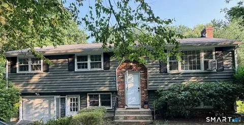 20 Ridgewood Rd, Willington, CT 06279