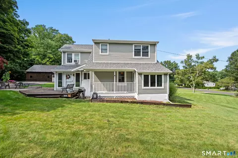 726 Mount Vernon Rd, Southington, CT 06489
