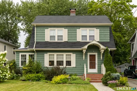 23 Westfield Rd, West Hartford, CT 06119
