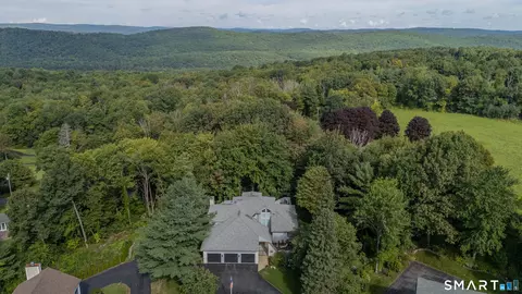 View/Area - 154 Suncrest Ct, Torrington, CT 06790 photo 2 of 3