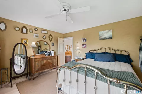Bedroom - 154 Suncrest Ct, Torrington, CT 06790 photo 7 of 7