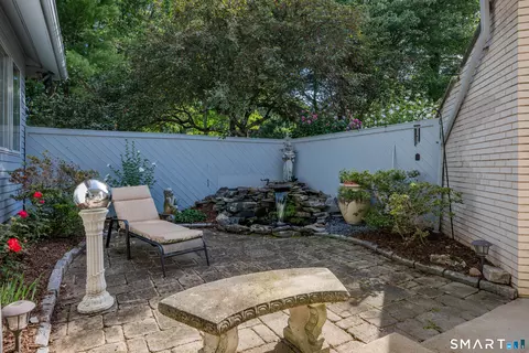 Exterior - 154 Suncrest Ct, Torrington, CT 06790 photo 4 of 7