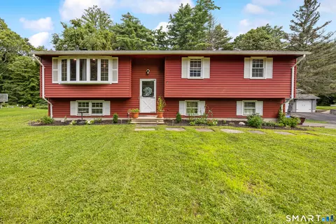14 Glen Hollow Dr, Farmington, CT 06085